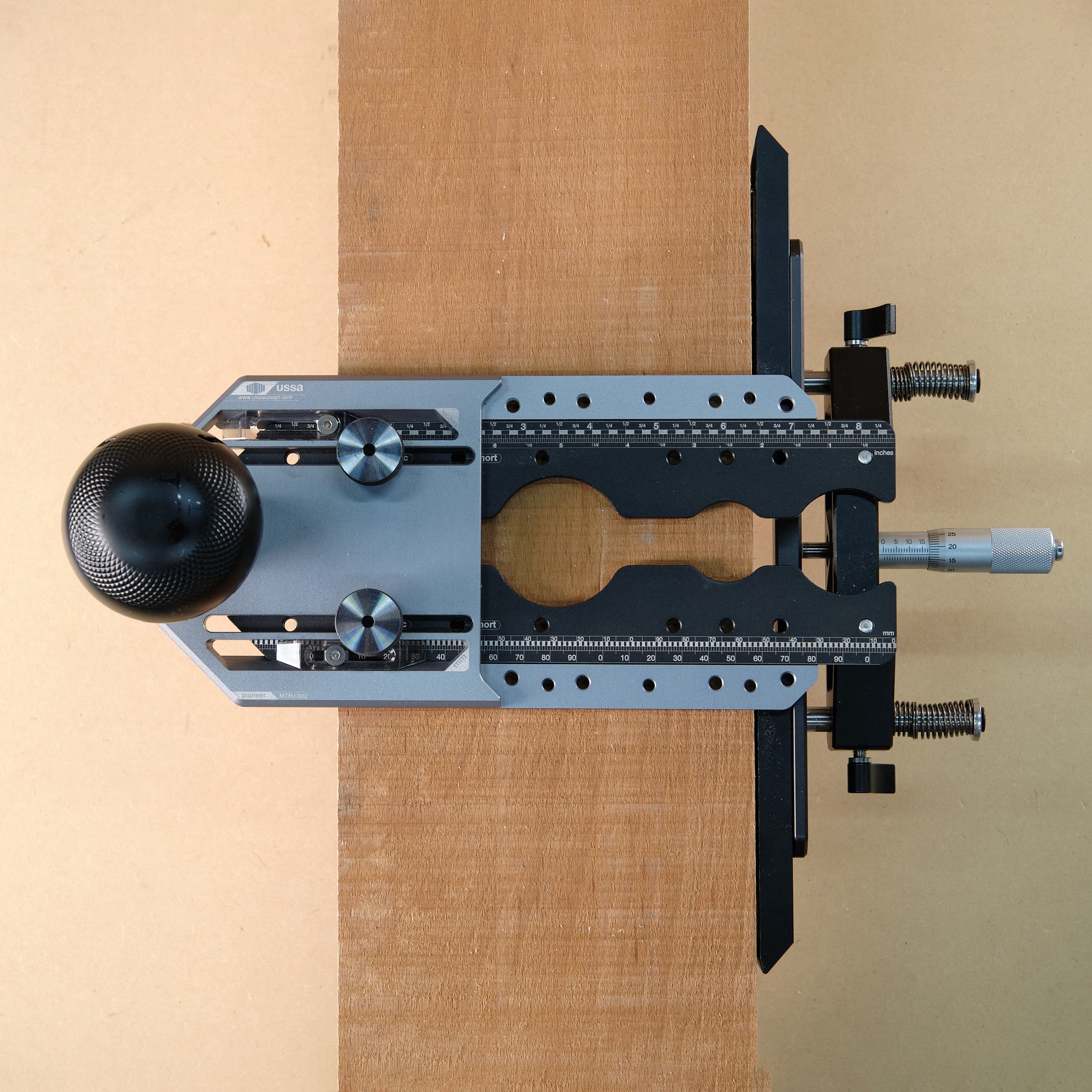 Multifunctional Edge Guide with Micro Adjustment || Physical Products - Zahyox