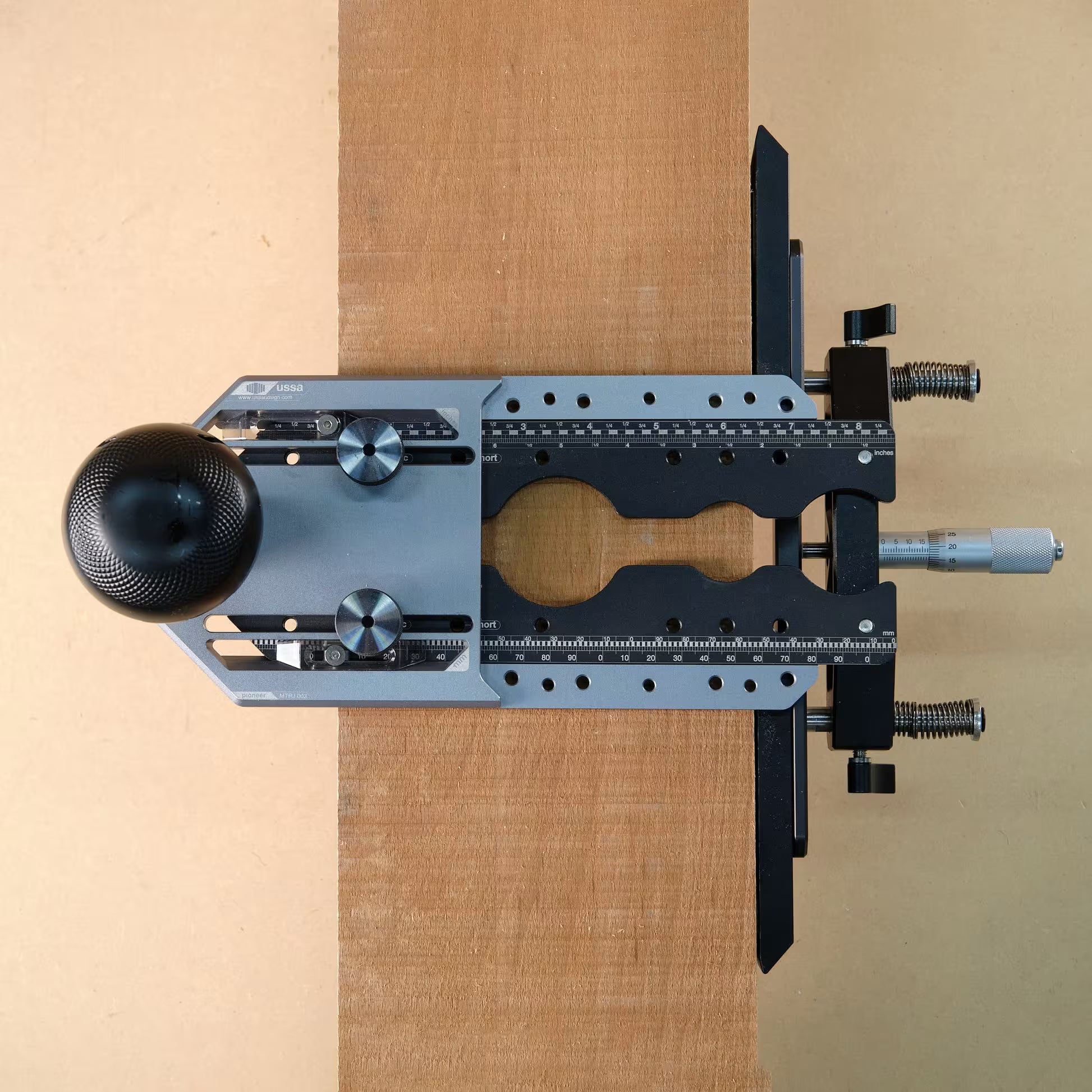 Edge Guide/Router Fence with Micro Adjustment - Zahyox