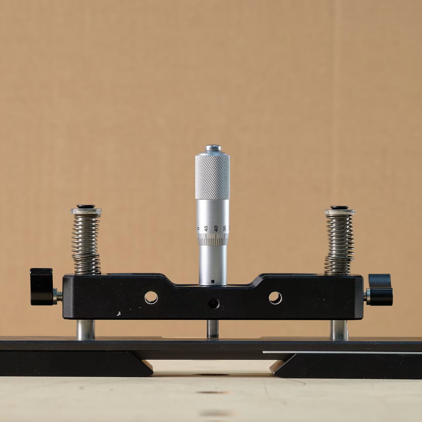 Edge Guide/Router Fence with Micro Adjustment - Zahyox