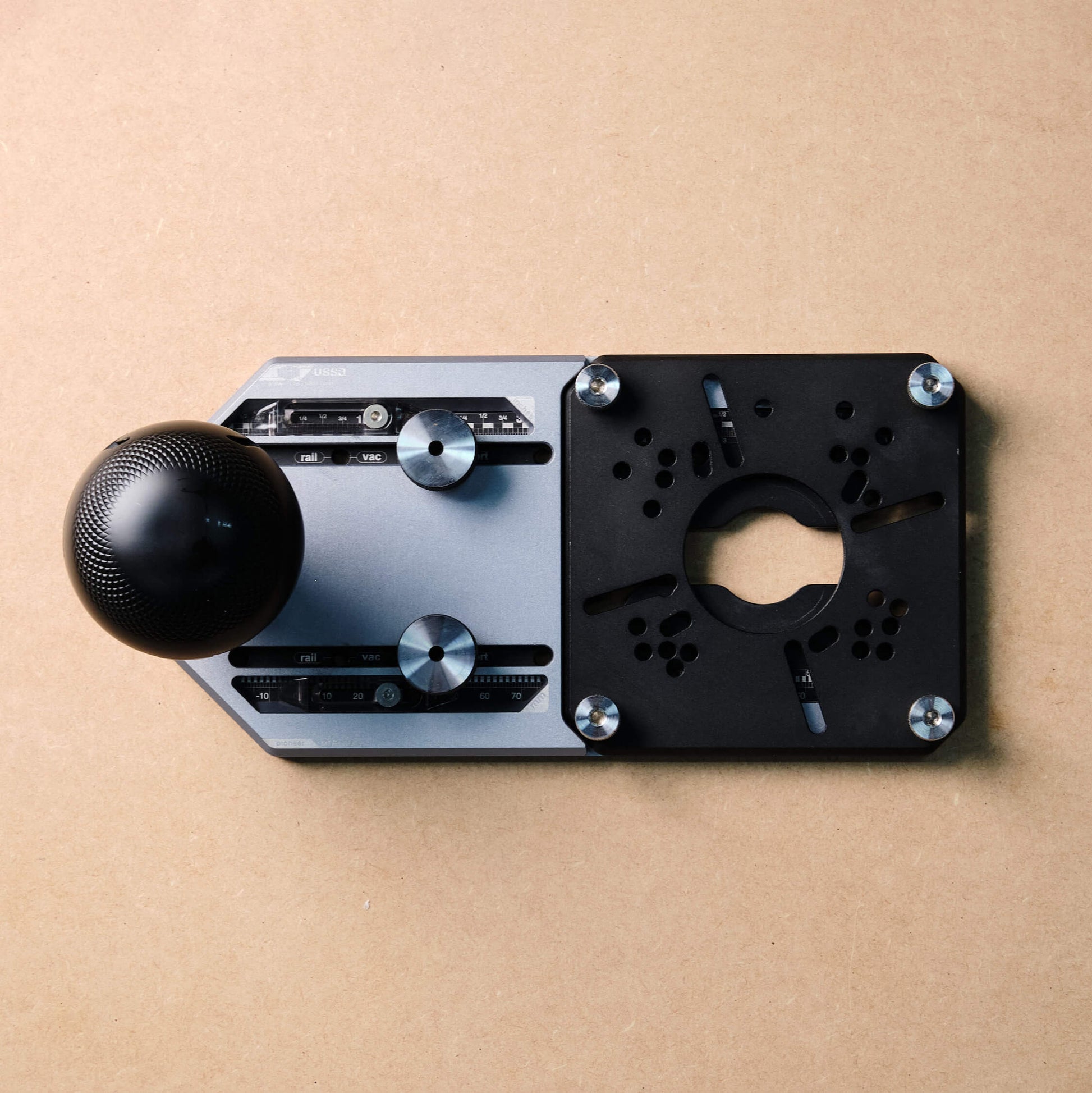 Pioneer 003 - 10-in-1 Trim Router Jig - Zahyox