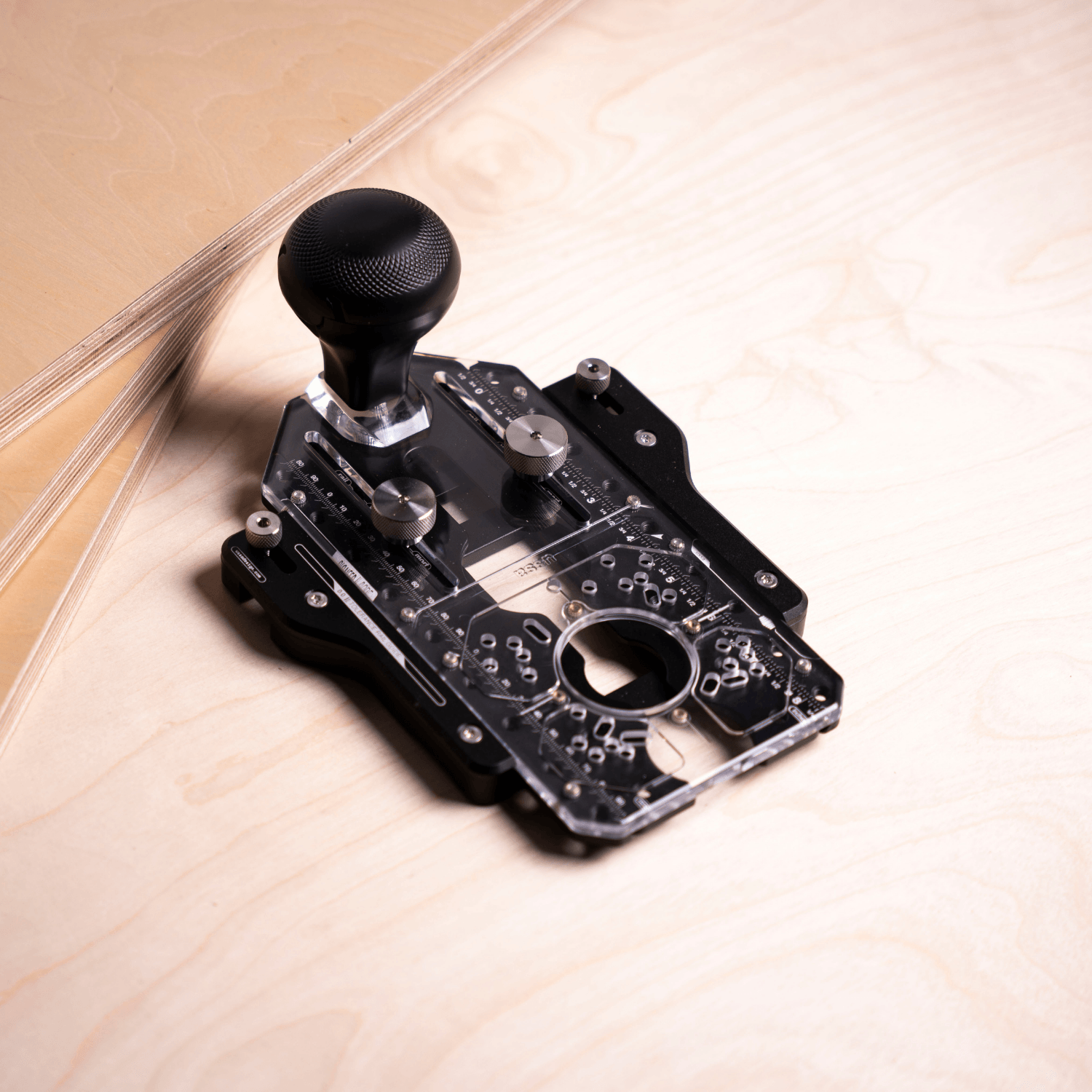 Pioneer Core - Multifunctional Trim Router Jig - Zahyox