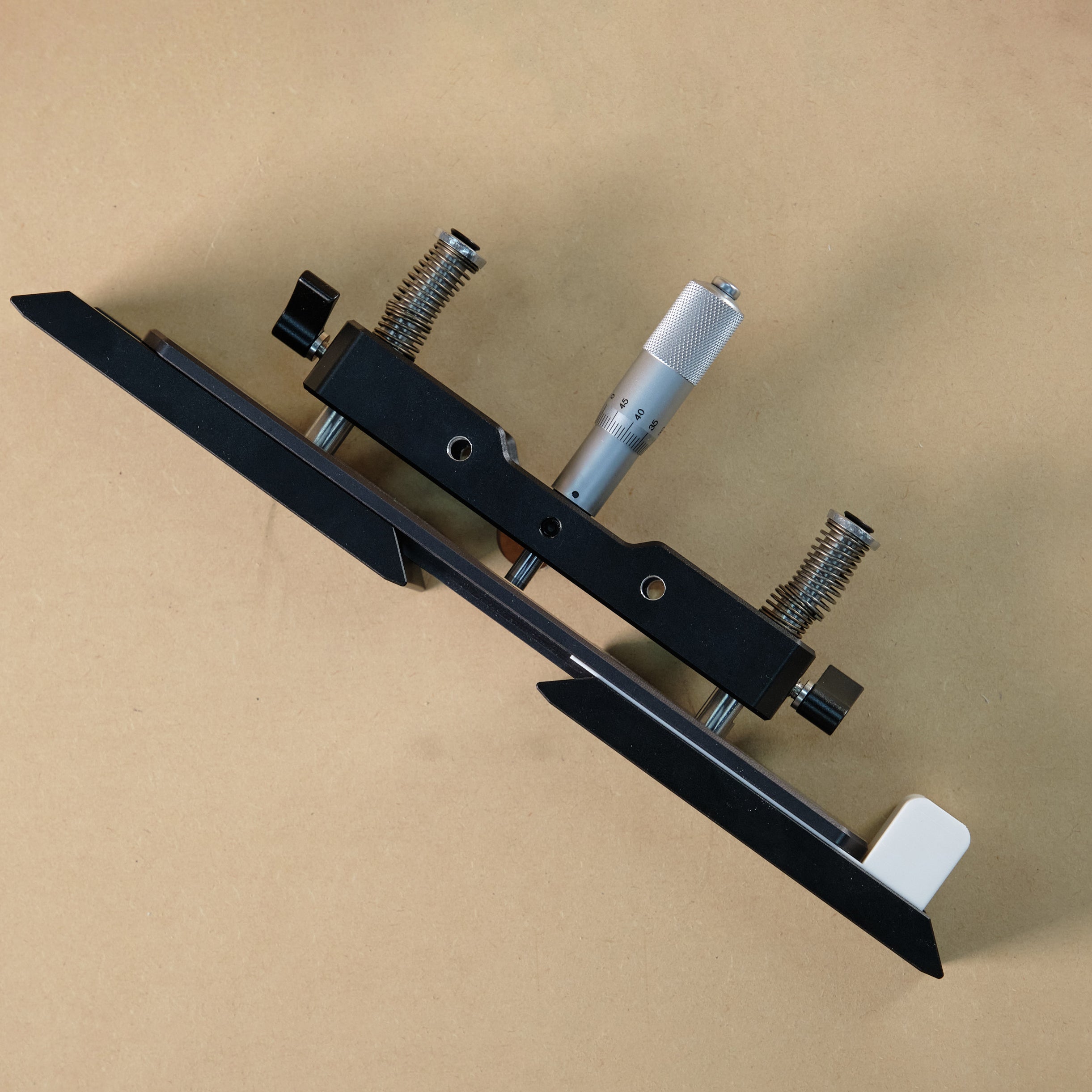 Multifunctional Edge Guide with Micro Adjustment || Physical Products - Zahyox