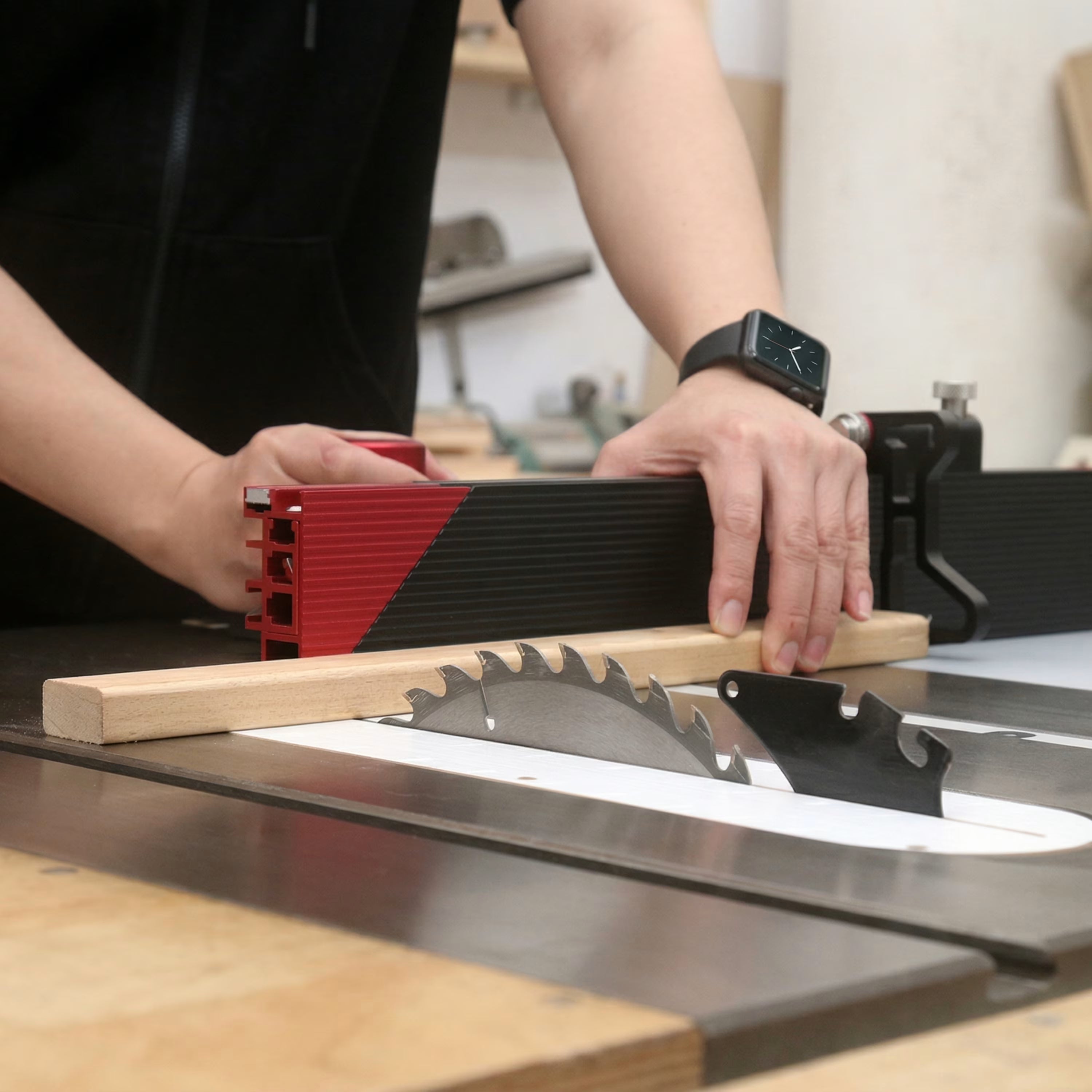 Table Saw Miter Gauge with 890mm Extendable Fence - Zahyox