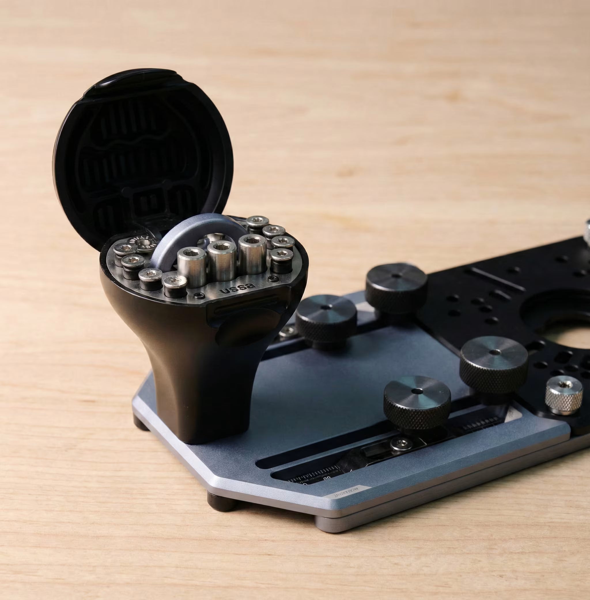 Pioneer 003 - 10-in-1 Trim Router Jig